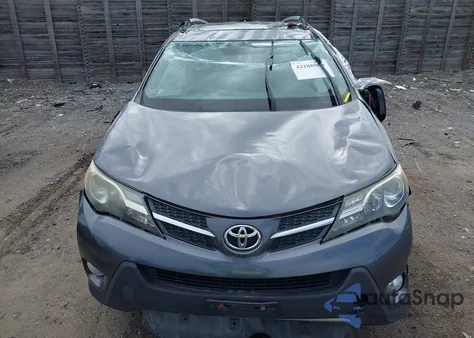 2015 Toyota Rav4 Xle z USA, uszkodzony, nr VIN JTMRFREV9FD108990